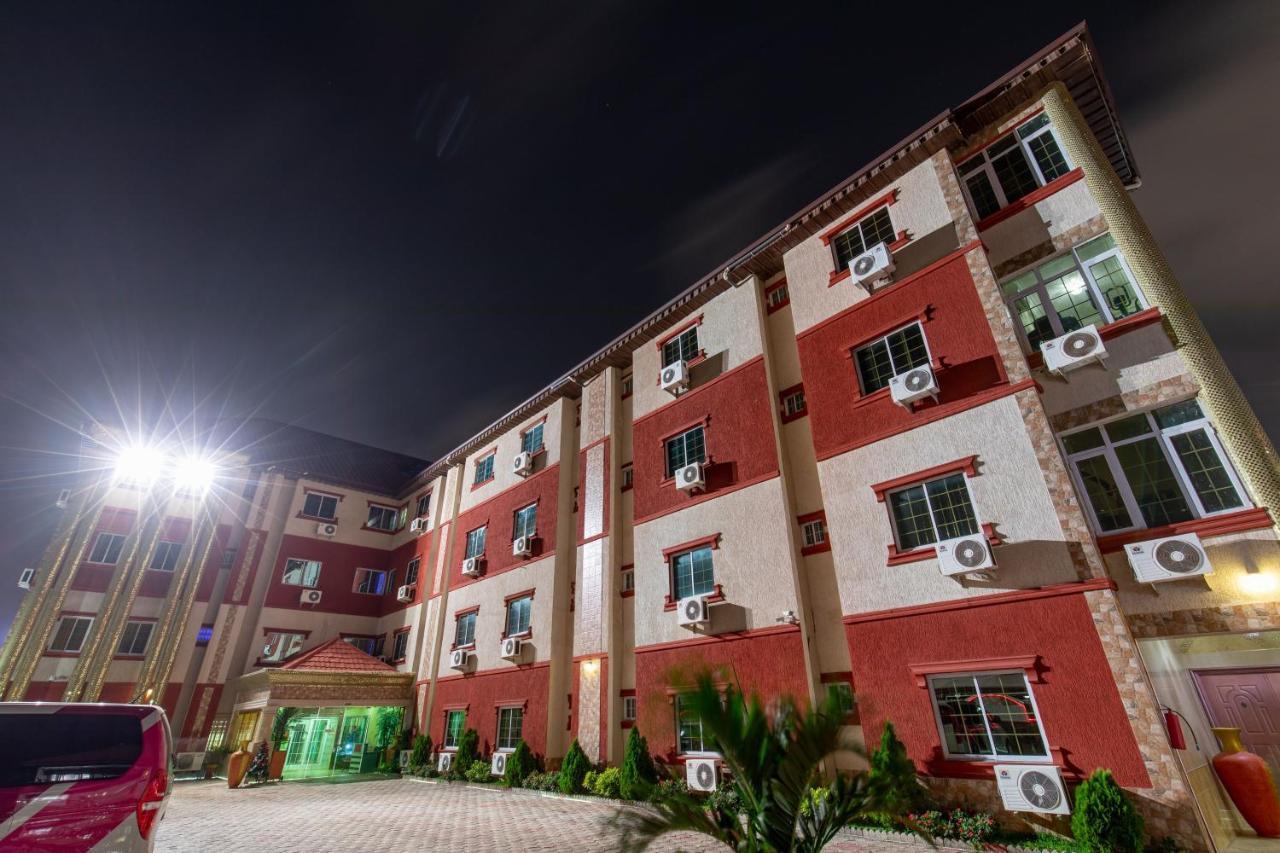 Ag Hotel And Suites Ogbodjo Exterior photo